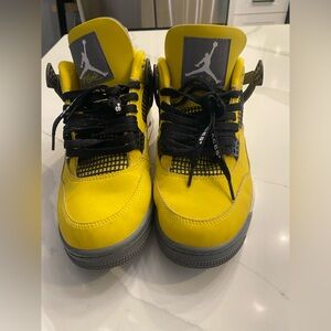 Nike Air Jordan lightening Sneakers